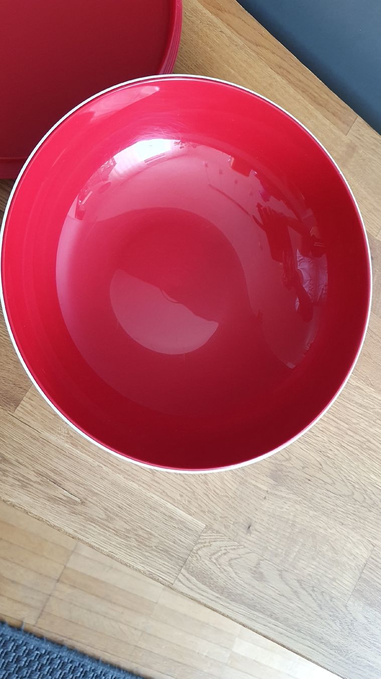 Coupes: Tupperware Schüssel mit Deckel, rot – D'occasion à Laufenburg par megane1959 5