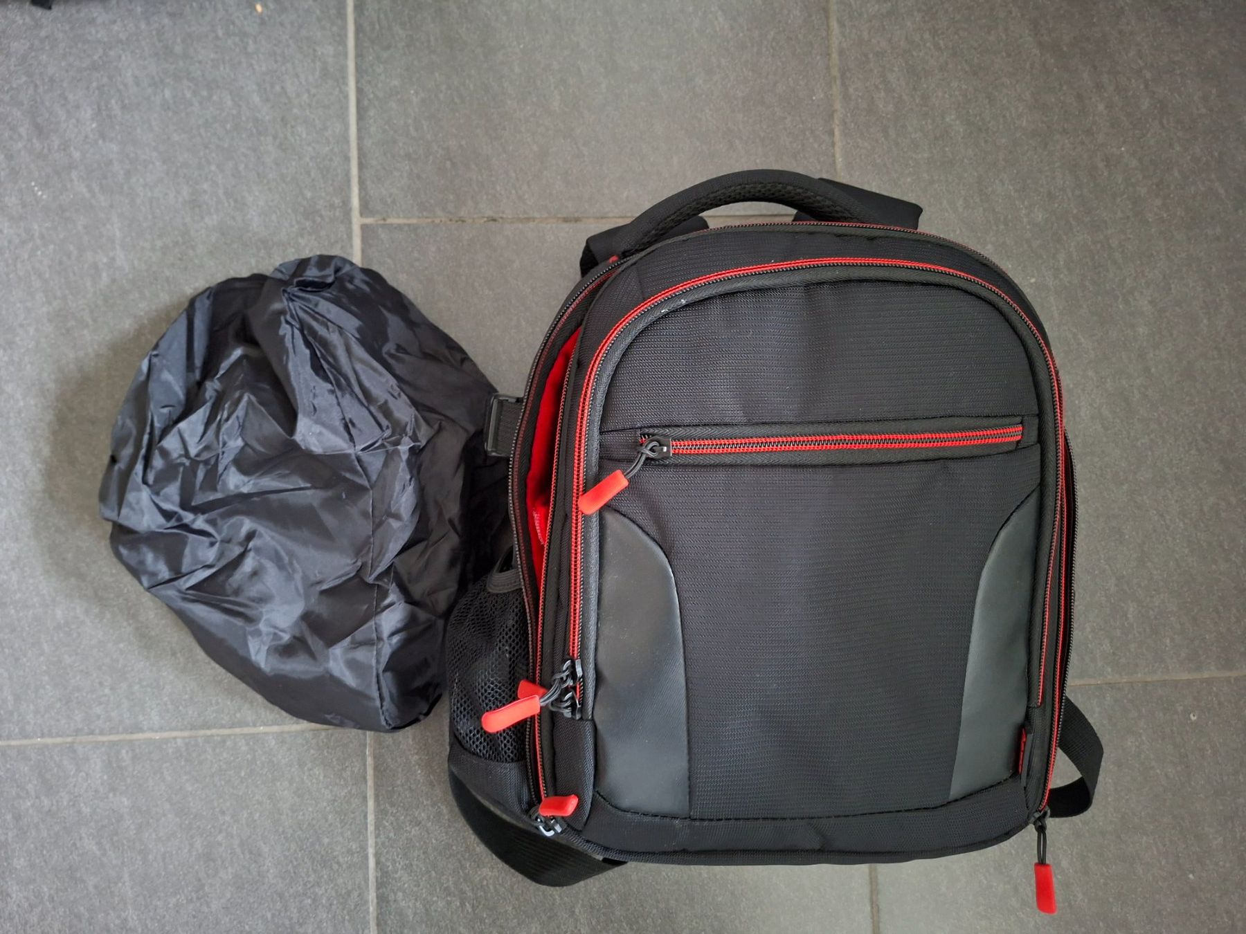 Zaini: Kamerarucksack wie neu mit Regenschutz – Nuovo (secondo la descrizione) da Lyss venduto da toe_68qb 1
