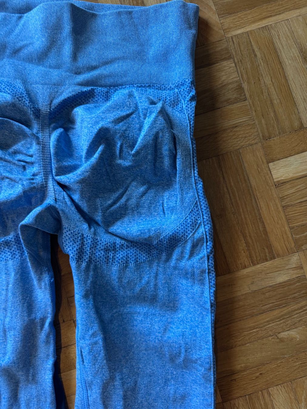 Lots de vêtements: Kleiderpaket – D'occasion à Balsthal par dasesaro 2