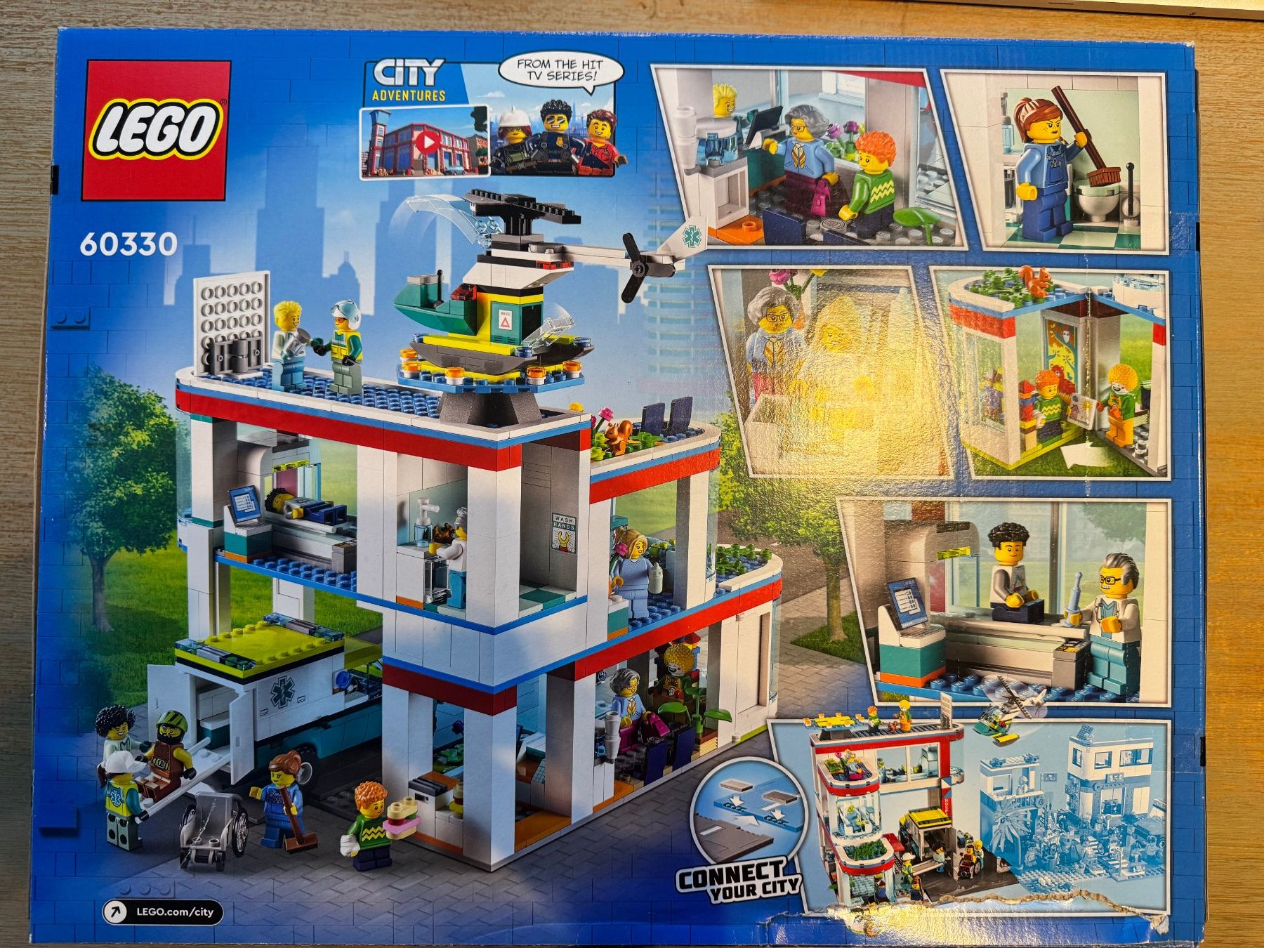 Lego Baukästen: Lego City Krankenhaus 60330 – Neu und originalverpackt aus Othmarsingen von  1