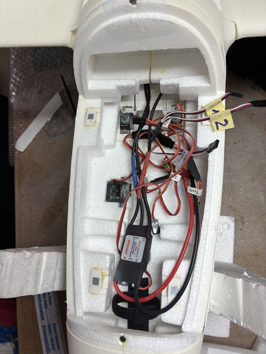 Modellismo RC: Seawind Wasserflugzeug – Usato da Buchs ZH venduto da hipsternut 9