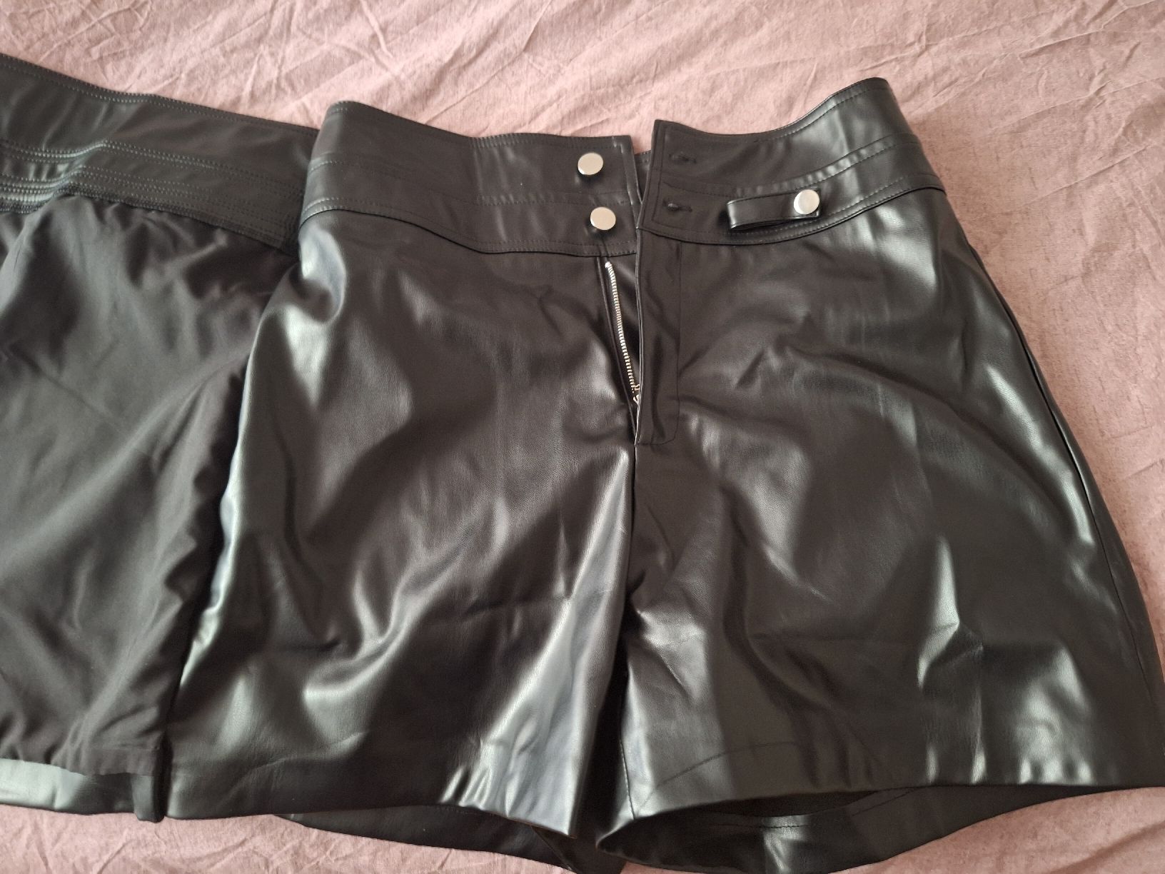 Gonne: jupe-short – Nuovo e nell'imballaggio originale da Fribourg venduto da car_6vvs 2
