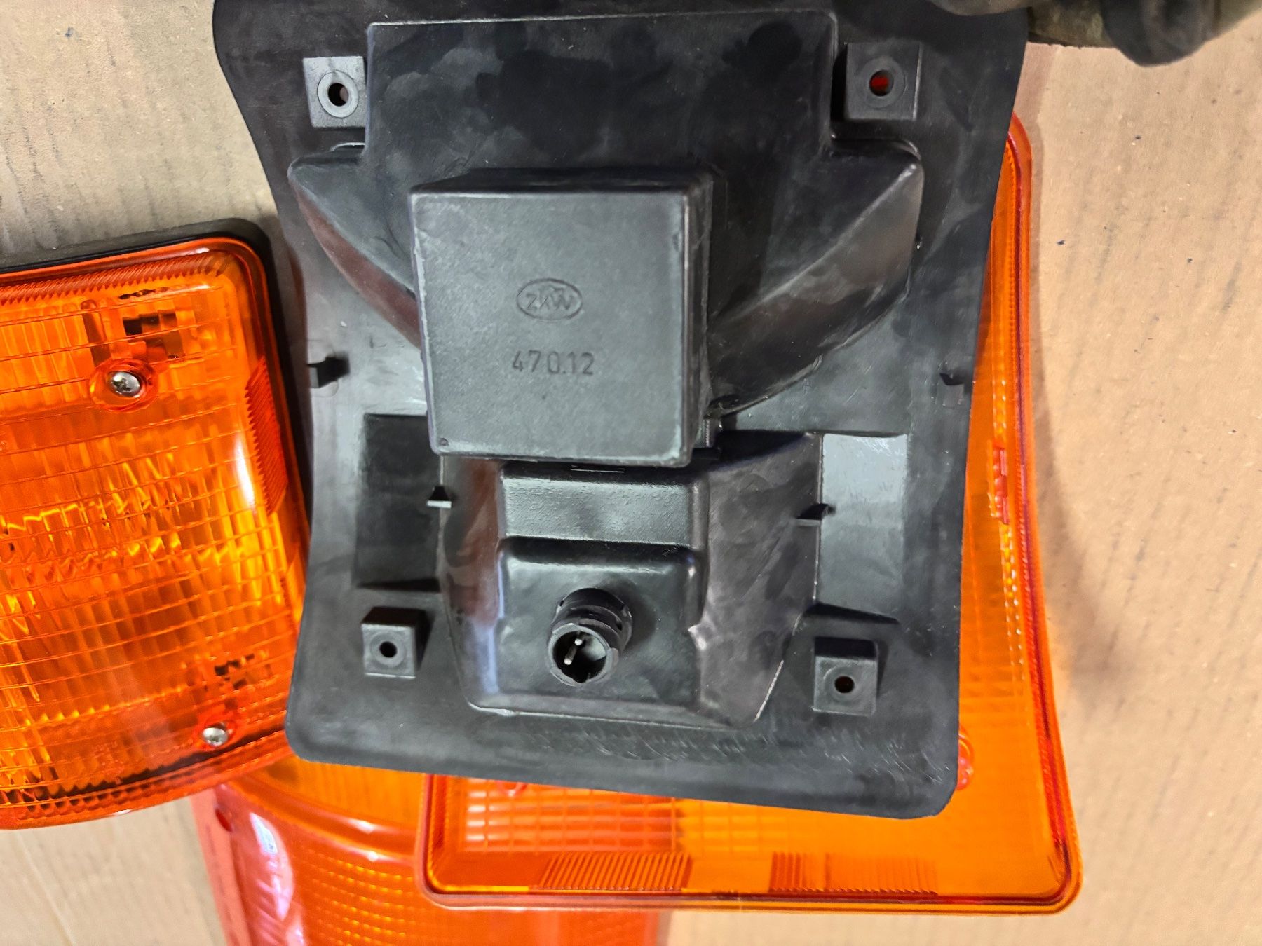 Man Alle Autoersatzteile: Set MAN-Lampen 81.25320.6078 – Neu (gemäss Beschreibung) aus St. Gallen von always-a-good-buy 1
