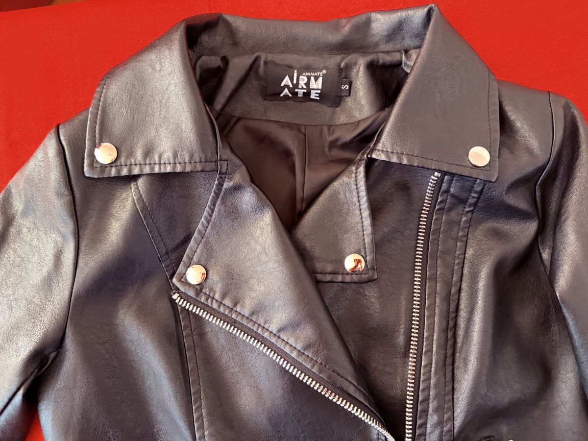 Giacche: Vendu le veste, taille S – Nuovo (secondo la descrizione) da Montreux venduto da aue_j9s9 2