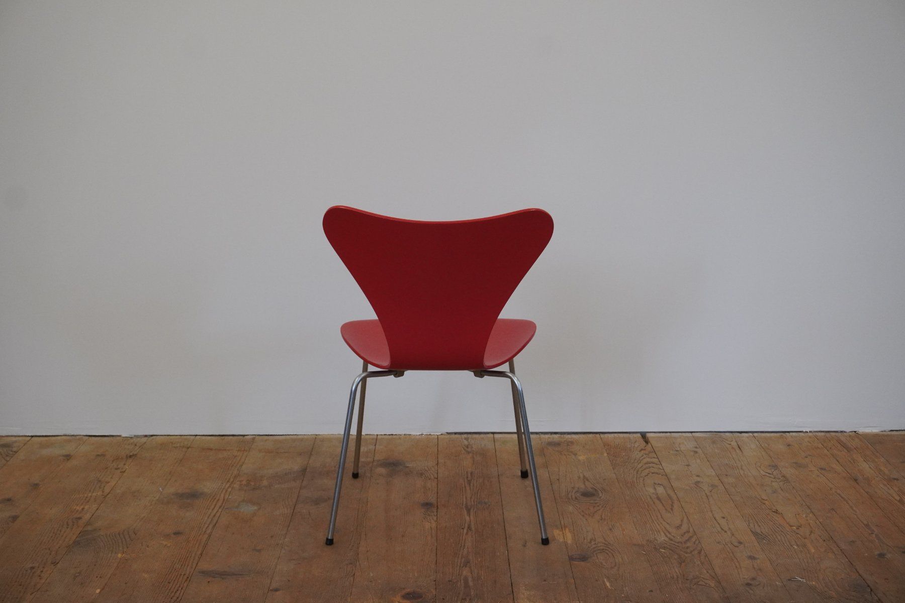 Fritz Hansen Stühle: Fritz Hansen Serie 7 rot 3107 Arne Jacobsen – Gebraucht aus Bad Zurzach von QLASSIQ 4