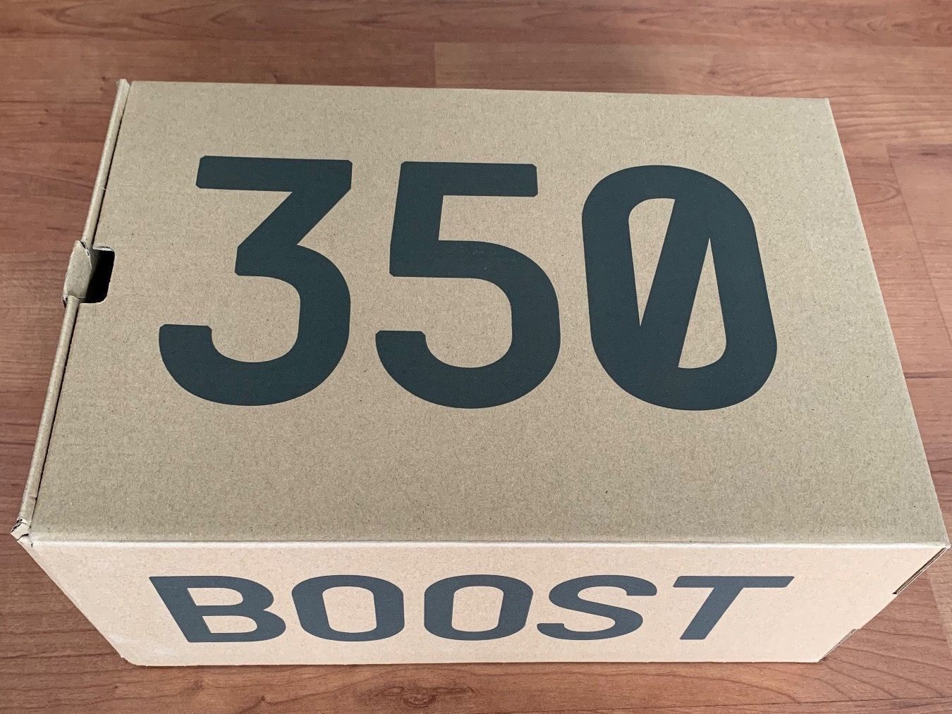Adidas Herrenschuhe: Yeezy Boost 350 V2 Blue Tint – Neu und originalverpackt aus Schaan von Cre_atur59 3