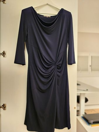 Elegantes Anna Field Kleid, Grösse 40, Dunkelblau, Top!