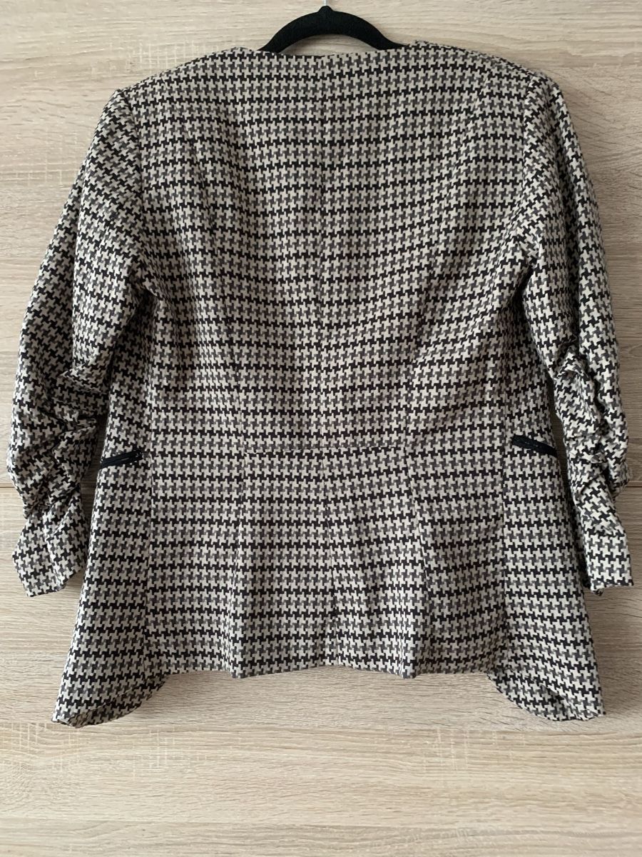 H&M Cappotti: Blazer noir et blanc à carreaux – Nuovo (secondo la descrizione) da Montreux venduto da Izapeche811 4