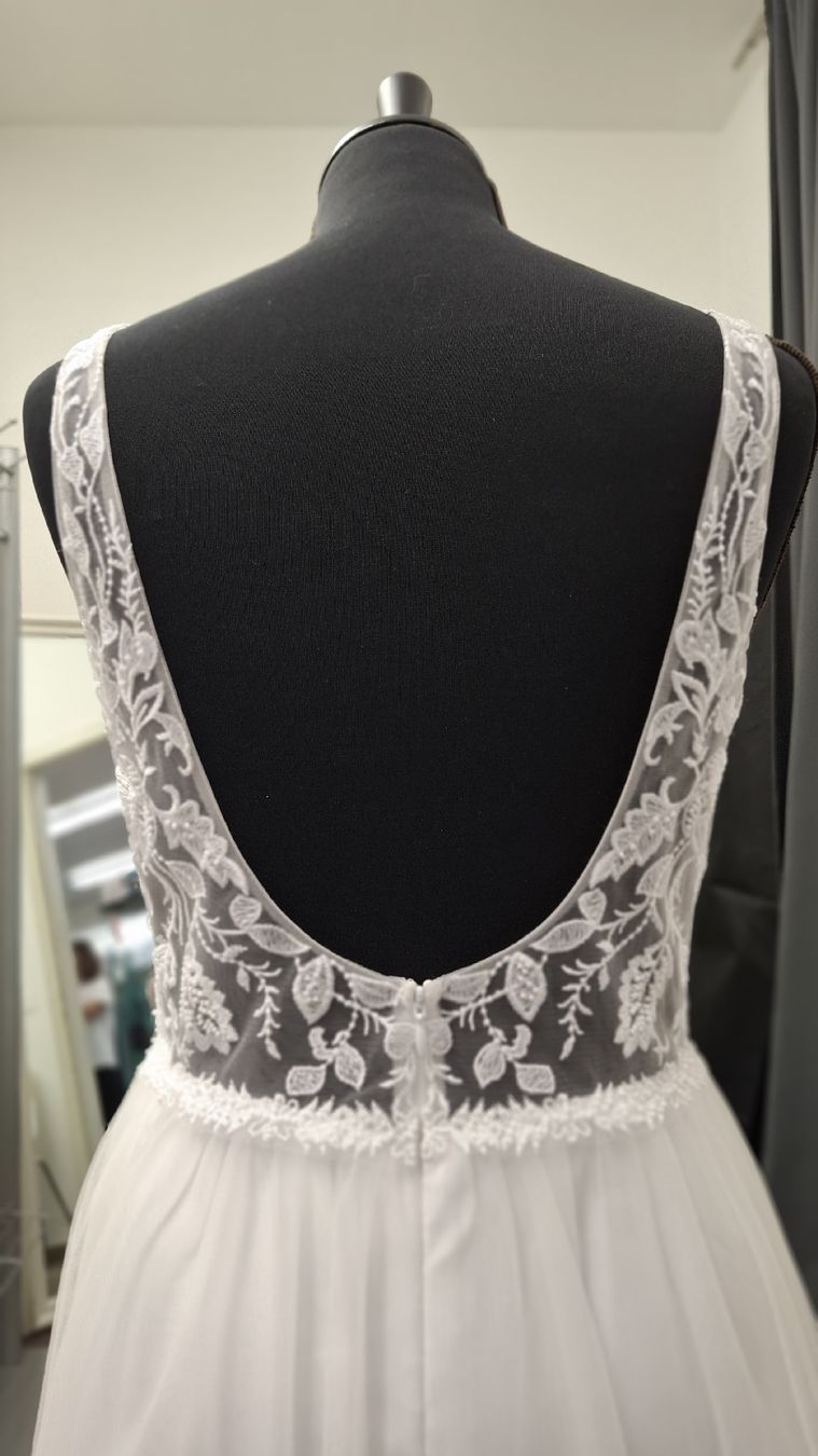 Vestiti: Brautkleid  – Nuovo (secondo la descrizione) da Uster venduto da VMT. 6
