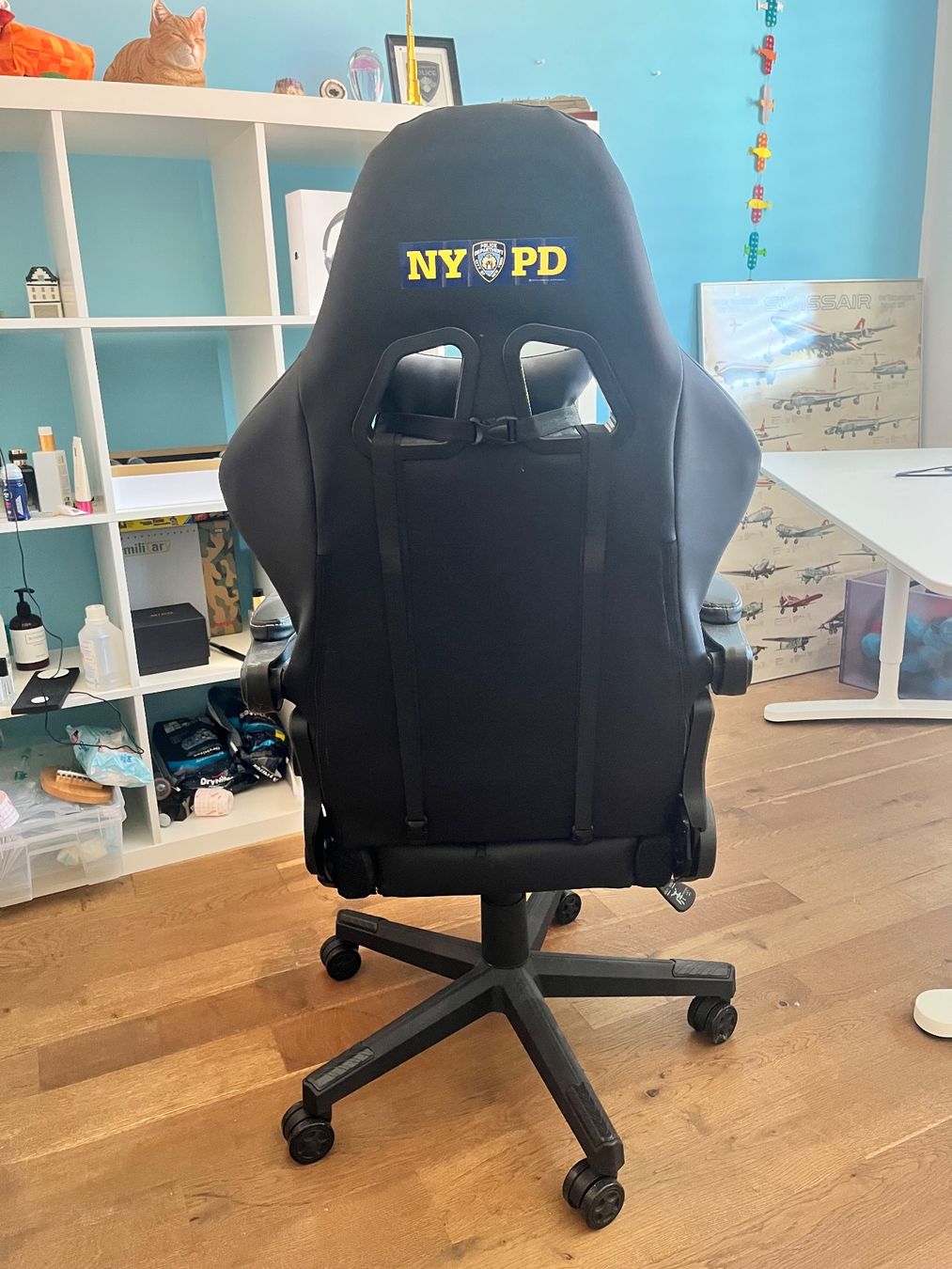 Chaises: Gaming-Stuhl auf Rollen; schwarz ("Snakebyte") – D'occasion à Solothurn par PaschalisSol 1
