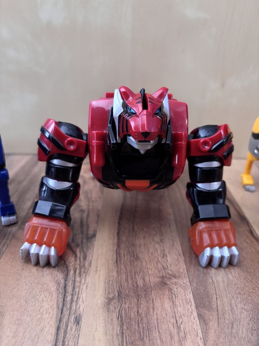 Bandai Statuette:  Predazord aus Power Rangers Wild Force  – Usato da Lyss venduto da Zam_nm8g 2