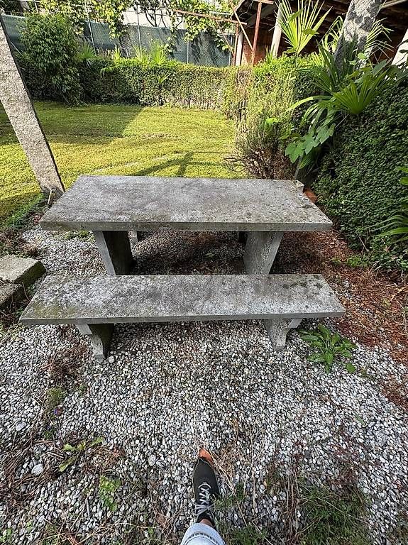 Tavoli: Tavolo in granito Val Bavona – Usato da Viganello venduto da millo 1