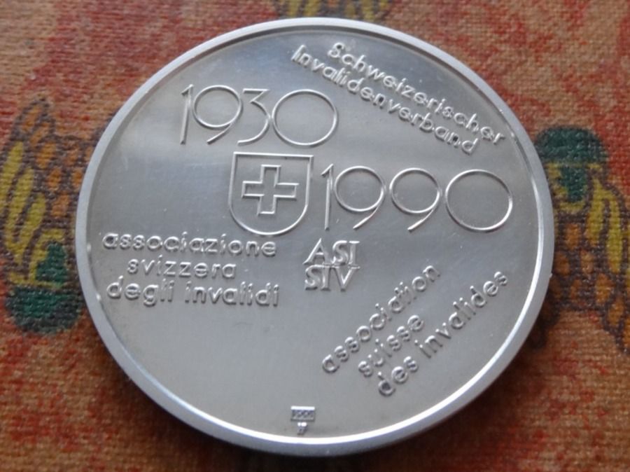 Medaglie: Invalidenverband 1930 1990   35mm   15Gr. – Usato da Romanel-sur-Lausanne venduto da Swift13 1
