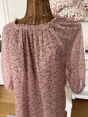 Bluse mit Blumenmuster, Silberstreifen, 38