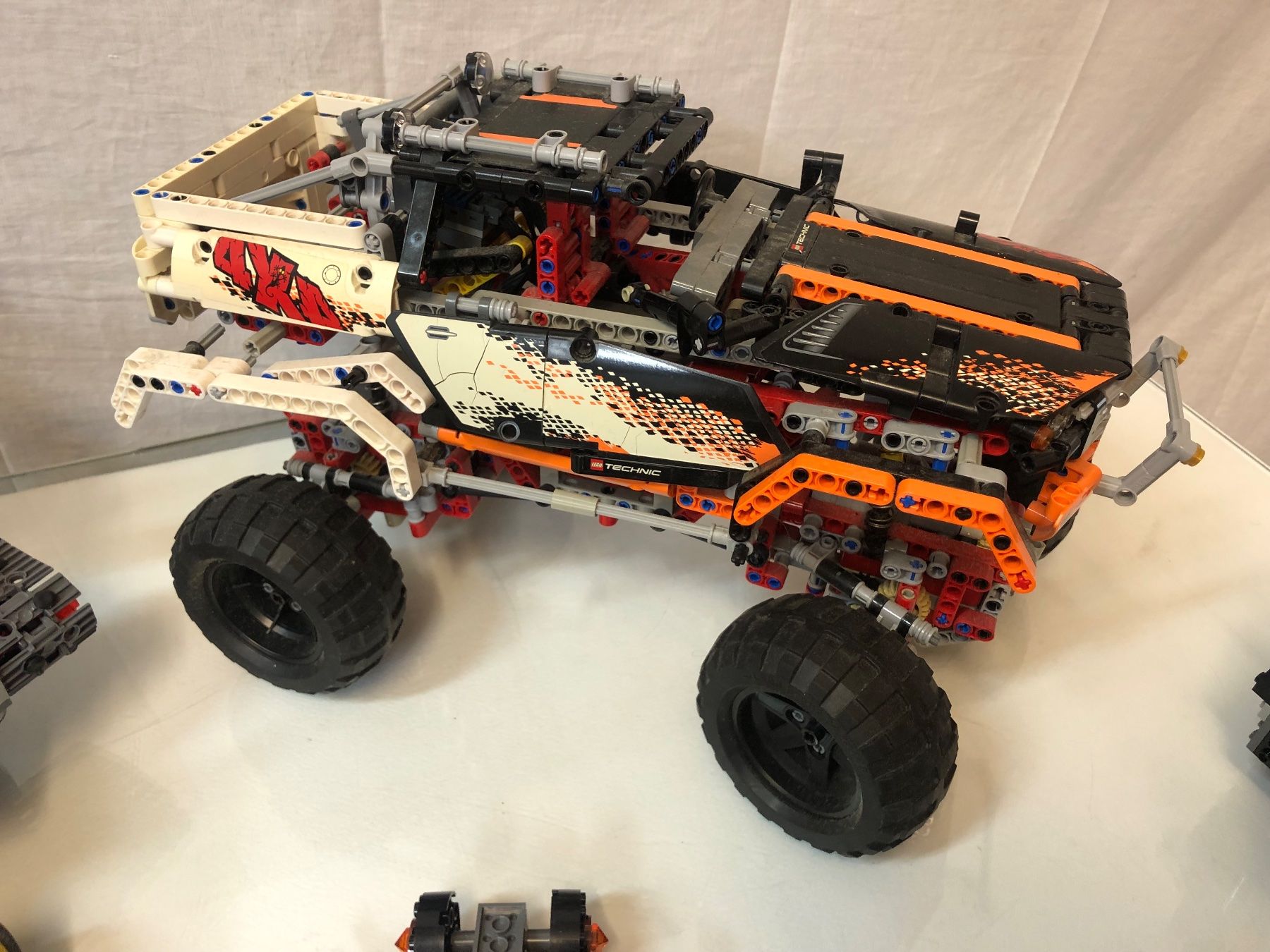 Technics Baukästen: LEGO technics 6.96kg, diverse Modelle mit Einzelteilen – Gebraucht aus Brunnen von Allerwaren 3