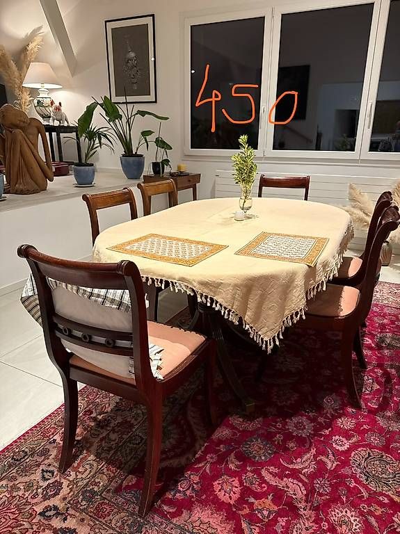 Tische: Teak Mahogany Dining Table with 6 Chairs Included – Gebraucht aus Grens von iti_bk5f