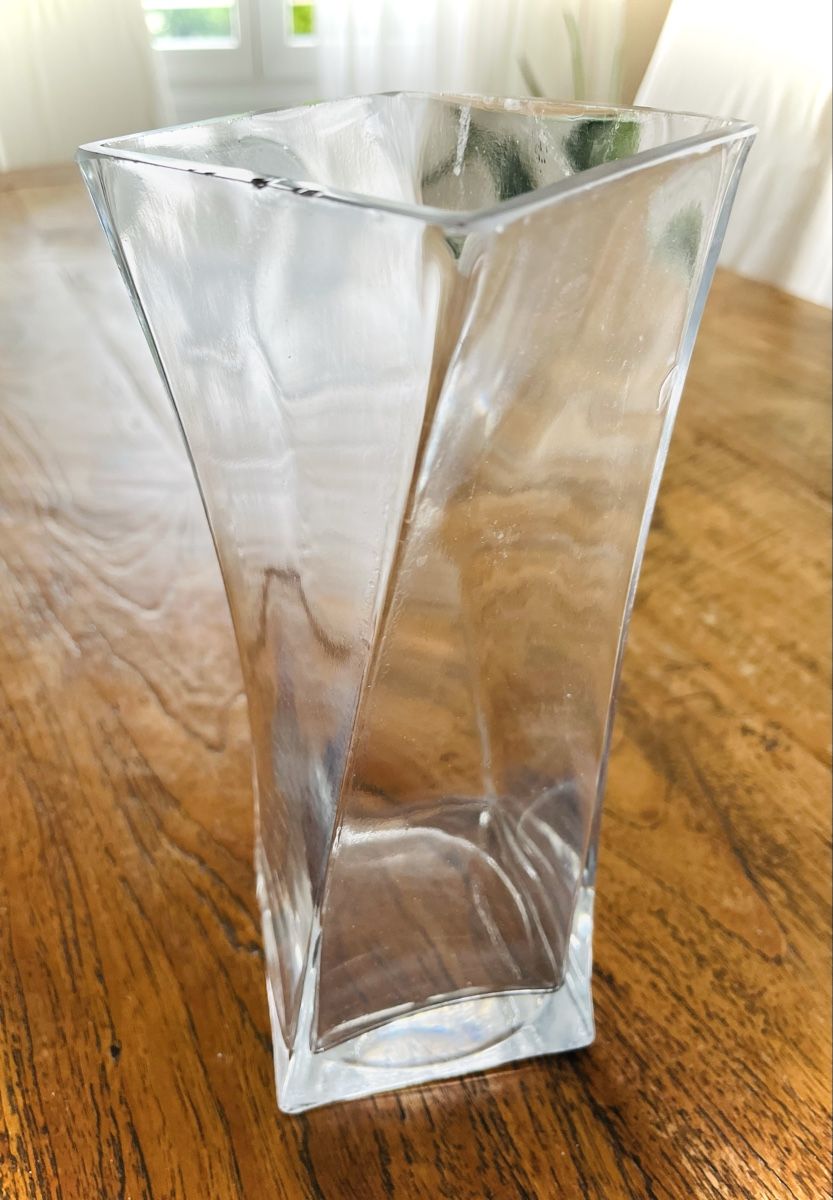 Vasi & Recipienti: Elegante Glasvase, modern Twist Design – Usato da Schlieren venduto da yamay