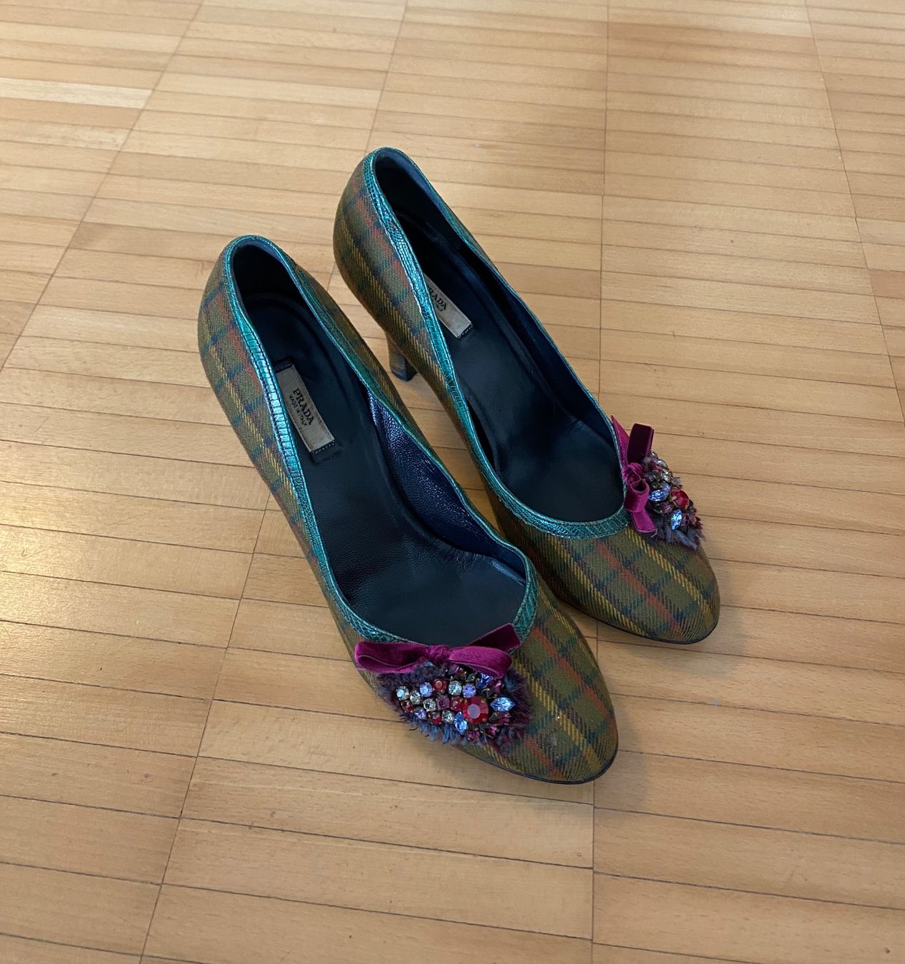 Prada Scarpe da donna: Prada Pumps Damen Gr. 38 - NP 950 CHF – Usato da Frauenfeld venduto da LIL_NA 1