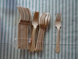 35 Stk. NEUE Einweg Gabeln aus Holz 20 cm - 226058