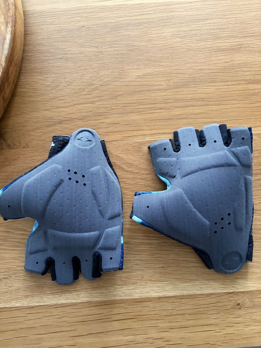 Sonstige Accessoires für Herren: Gobik Rennvelohandschuhe Team Movistar – Neu (gemäss Beschreibung) aus Weinfelden von lexerac 1