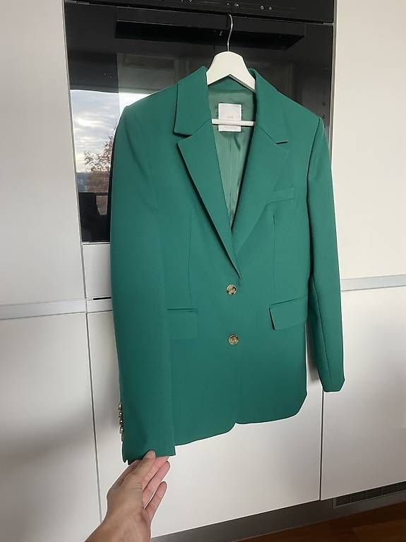 Mango Completi & Tailleur: Mango Blazer grün Gr. M - neuwertig – Nuovo (secondo la descrizione) da Meilen venduto da SabrinaK1992 1