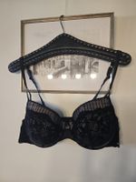 Romantisches Damen BH und Slip Set schwarz Spitze Grösse 85C