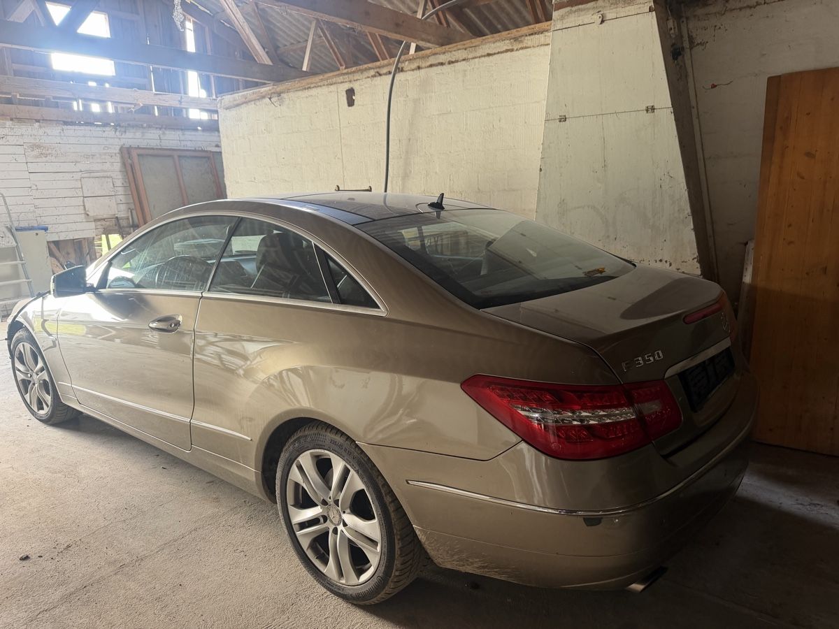 Mercedes-Benz Autos: Mercedes Benz E350CGI – Defekt aus Winterthur von Akra 4