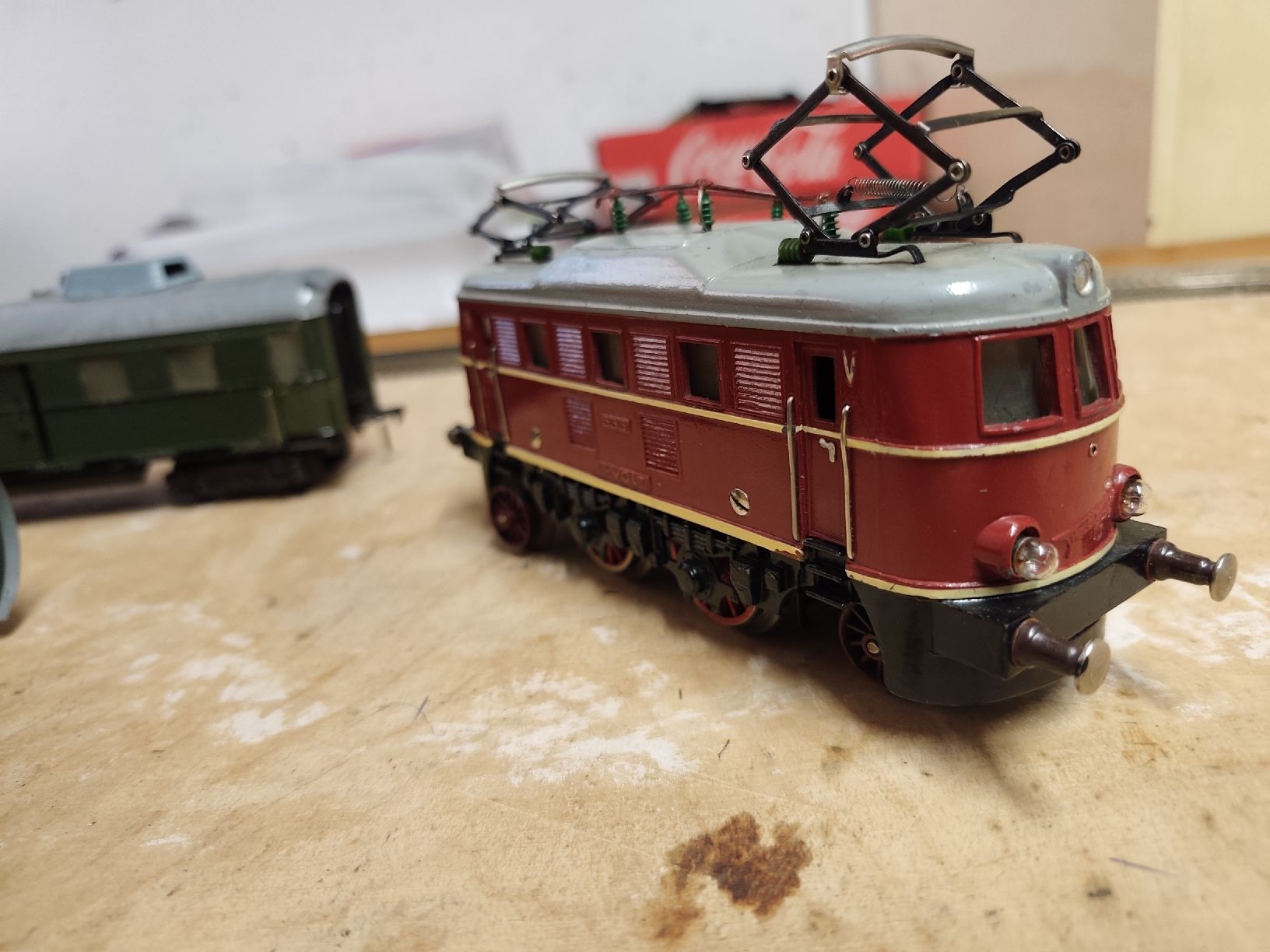 Fleischmann Modelleisenbahnen: Fleischmann Lok und Wagen – Gebraucht aus Aesch BL von Refurber 3