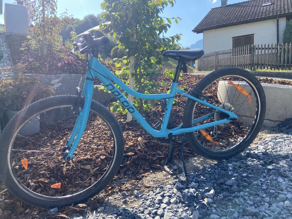 Naloo Velos: Naloo, türkis 24 Zoll – Gebraucht aus Mols von Dero21
