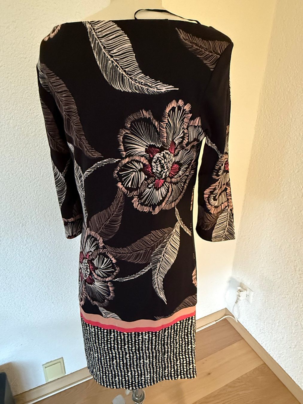 Comma Vestiti: Comma Kleid Grösse 36 – Usato da Kirchdorf AG venduto da coco123 4