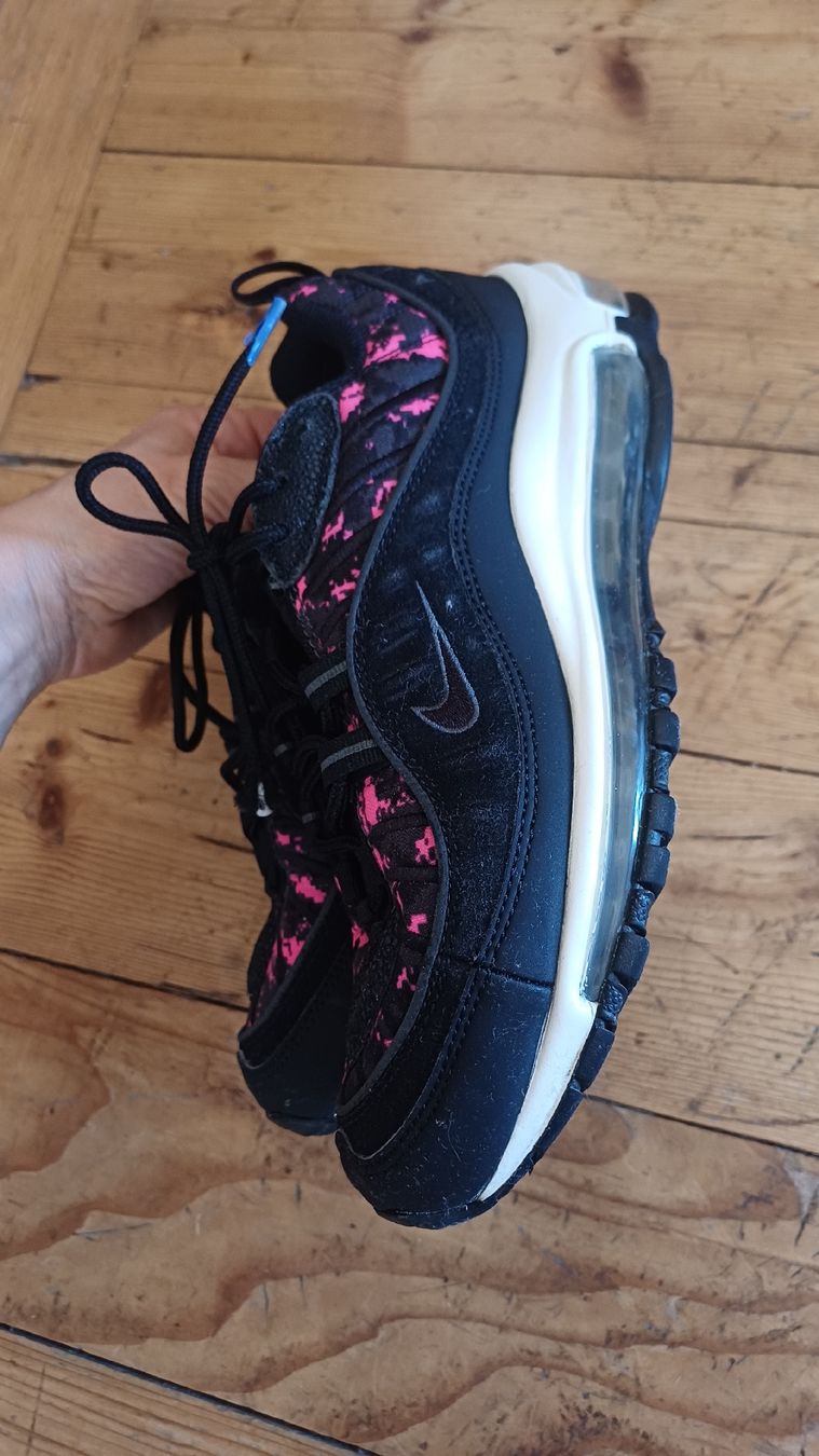 Herrenschuhe: Nike Air Max 98 Pixel Rose – Gebraucht aus Vevey von Veveybien 3