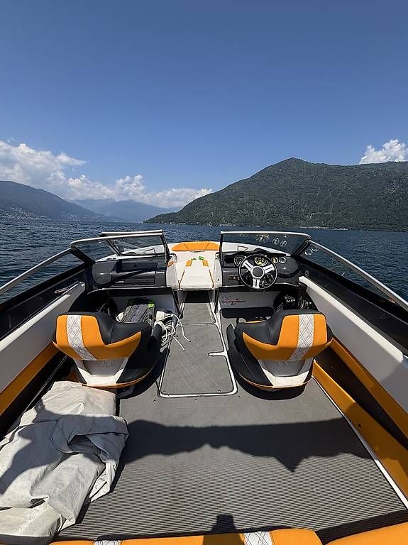 Bateaux: Vendo glastron gts 205  – D'occasion à Verscio par mau_8p7p 3