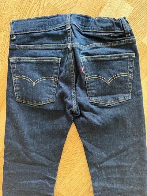 Levi's Pantaloni: Jeans Levis 510 BI-STRETCH  Gr.164 – Usato da Wabern venduto da MagdalenaWabern 4