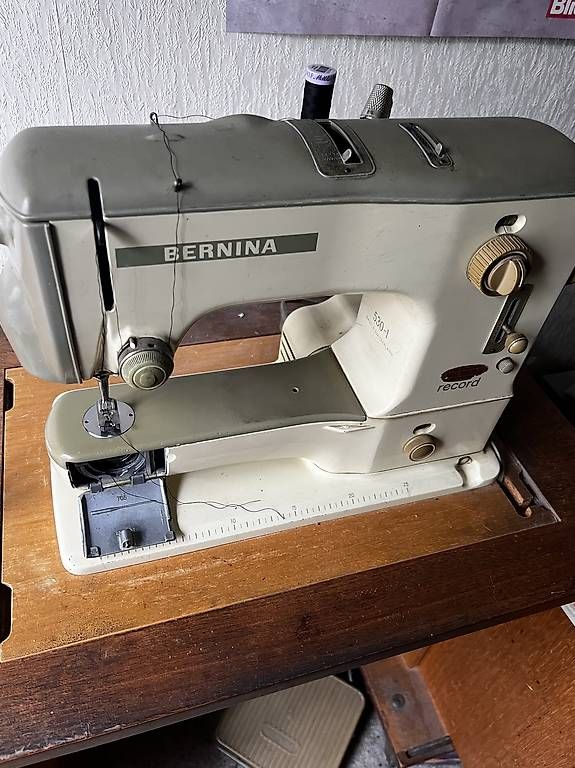 Bernina Macchine da cucire: Bernina 530-1 – Usato da Gümligen venduto da Tbemuan