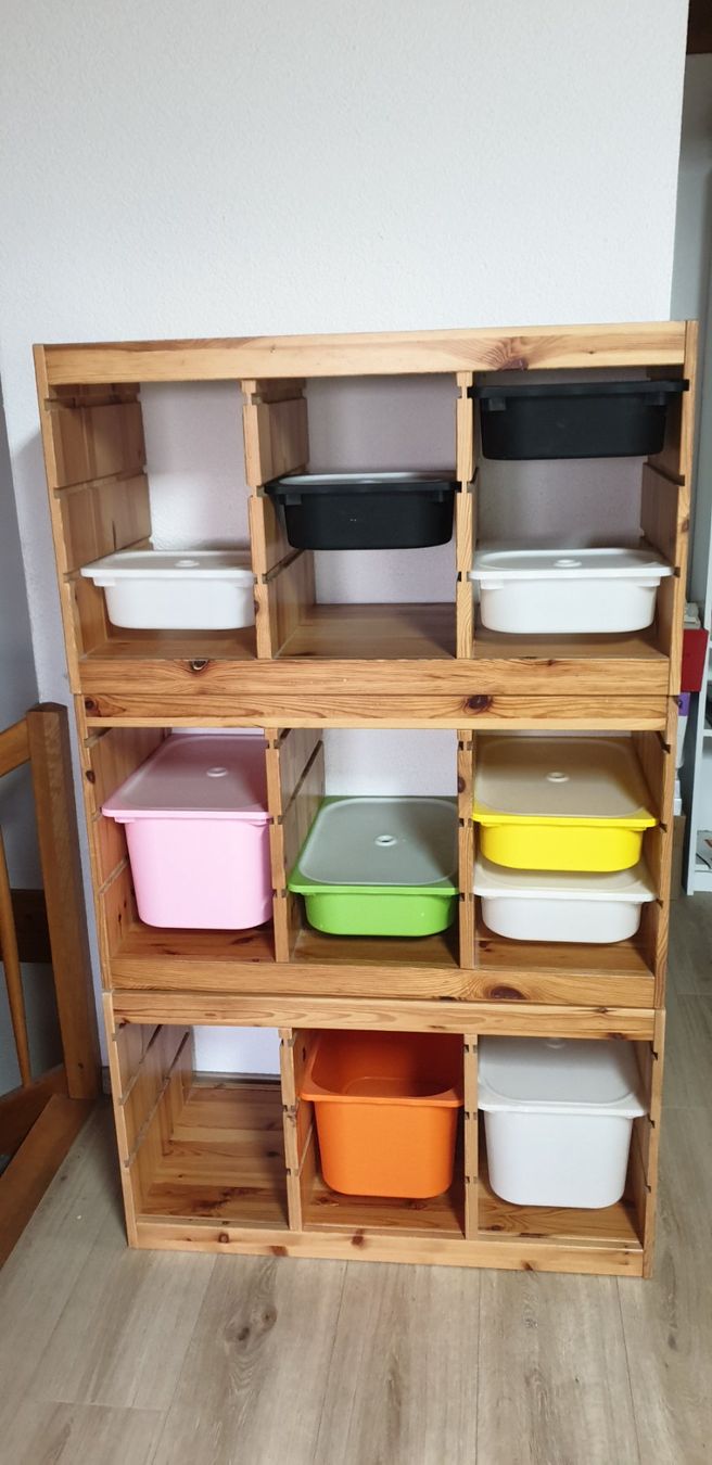 Ikea Étagères: Ikea Trofast Regal 3 Stk mit Behälter – D'occasion à Hünenberg par Gelini9