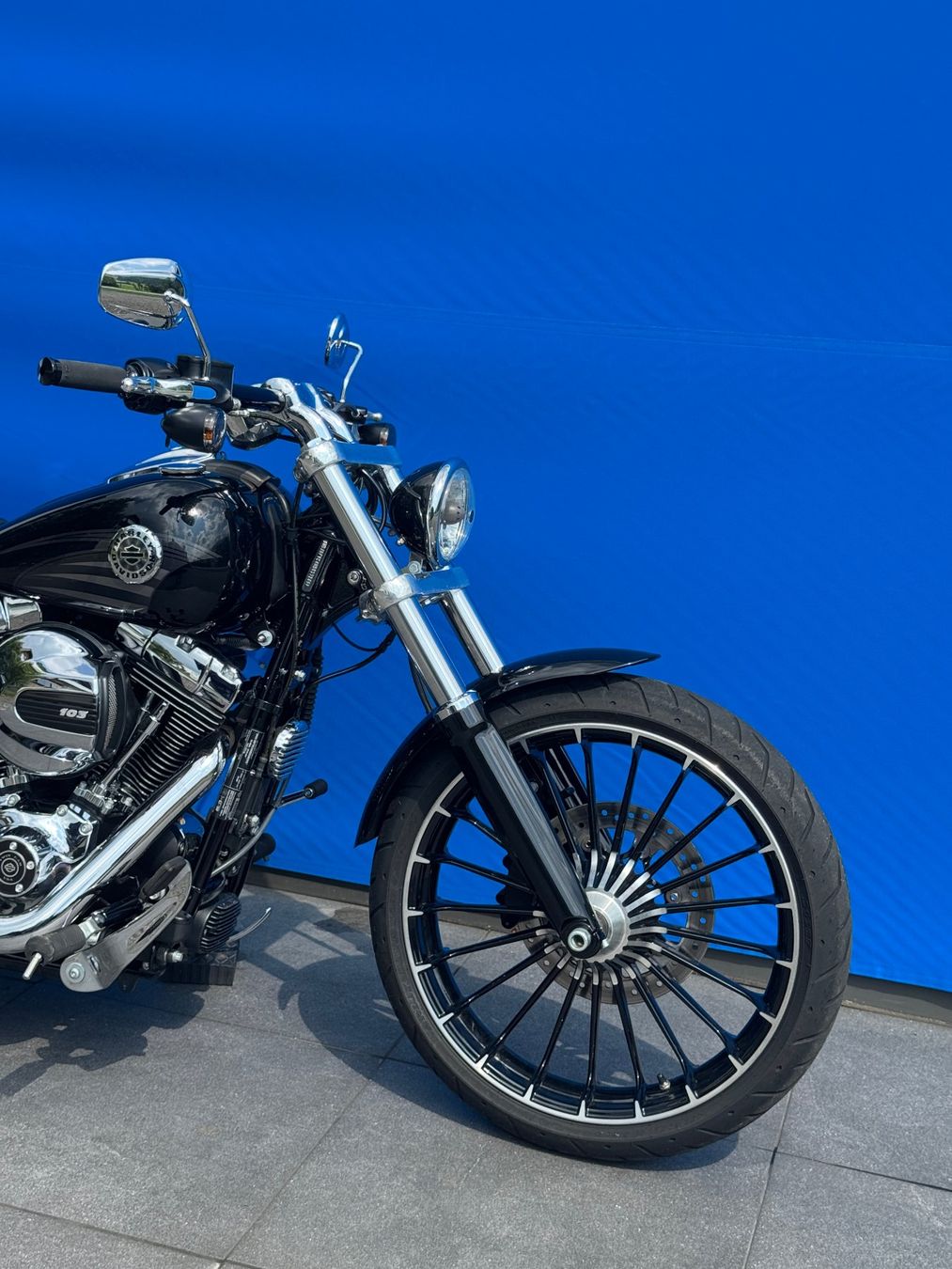 Harley-Davidson Chopper: HARLEY-DAVIDSON FXSB Breakout 103 ABS, 35 KW, Keyless – Gebraucht aus Escholzmatt von Wikinger11 1