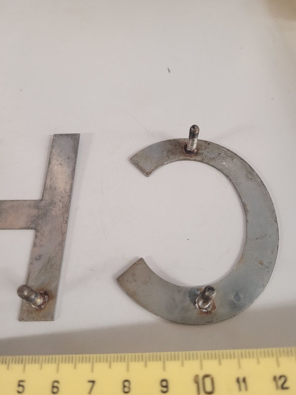 Tutti pezzi di ricambio auto: Insigne / Schild CH Oldtimer – Difettoso da Enney venduto da Voiz 3
