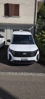 Ford Transit Courier 1.0 EcoBoost, Weiss, Jahrgang 2024