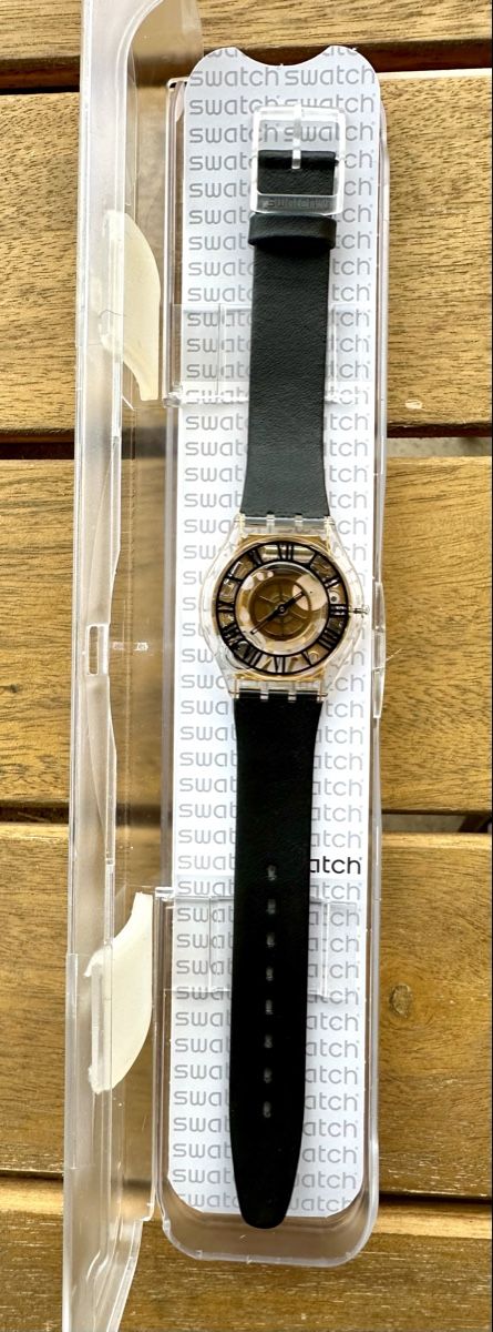 Swatch Orologi: Swatch Skin SFK 392 forêt noire – Nuovo e nell'imballaggio originale da Sion venduto da BricEnBroc 1