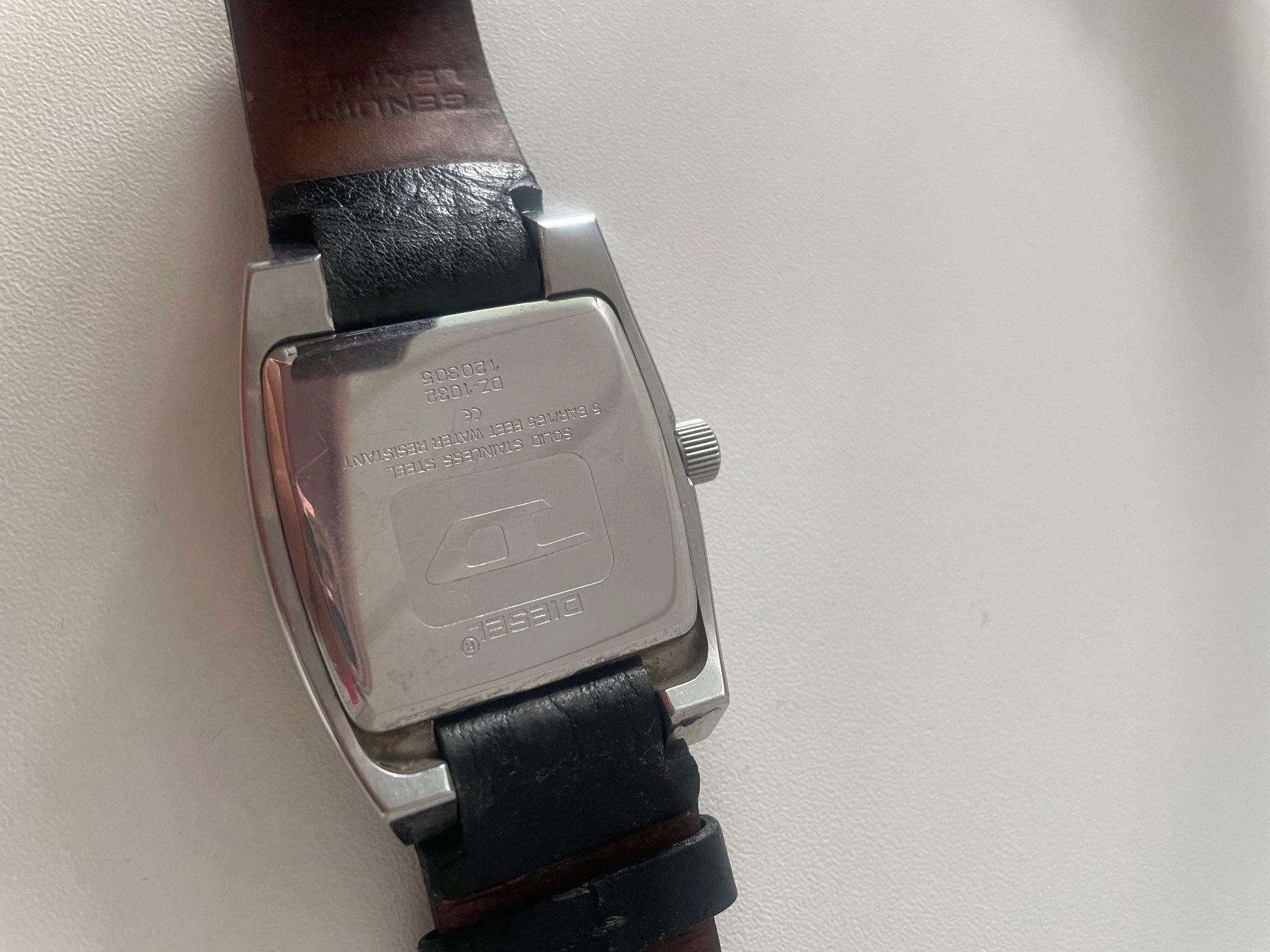 Diesel Orologi: Diesel 5 Bar DZ 1032 – Usato da Kloten venduto da des_xv52 2