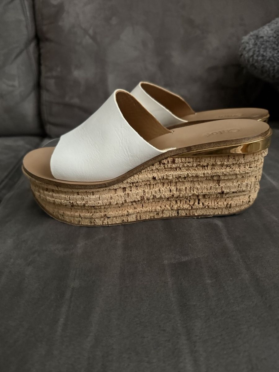 Chaussures femmes: Weisse Pantoletten, Grösse 38,  – D'occasion à Sarnen par Sla_ta