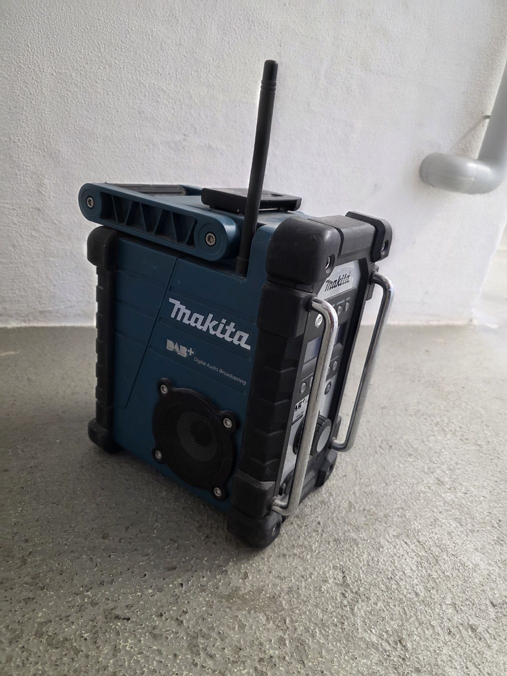 Makita Radio: Makita BMR 105 Baustellenradio – Usato da Frauenfeld venduto da sigre01 1