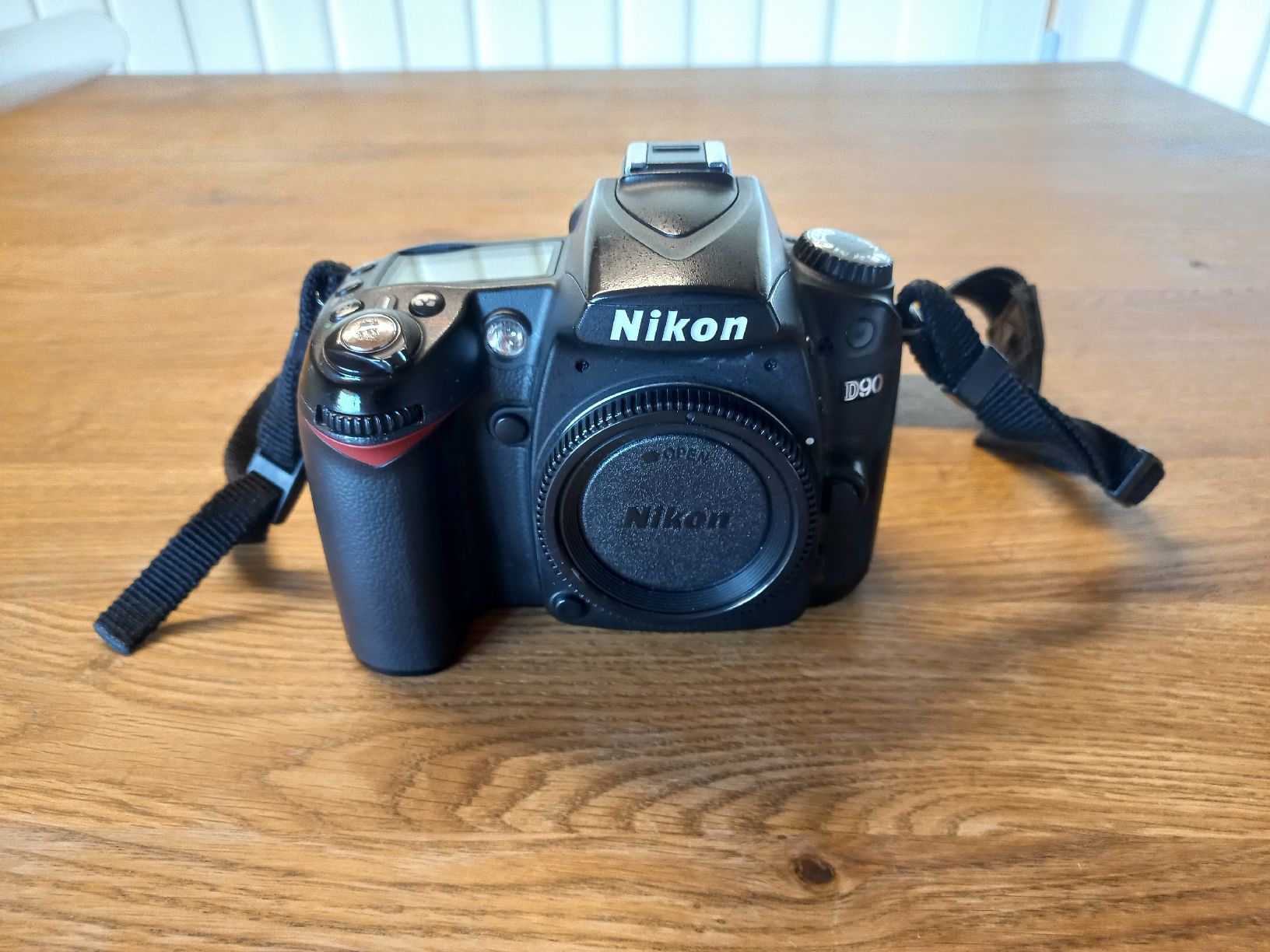 Nikon Kamera: Nikon D90 ohne Objektiv – Gebraucht aus Frutigen von samuele80