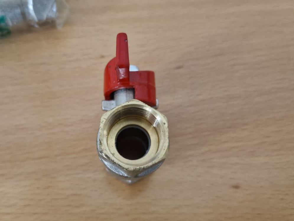 Armaturen: Kugelhahn DN15 1/2" IG Messing Absperrhahn mit Flügelgriff – Neu (gemäss Beschreibung) aus Chur von IONTEQ 4