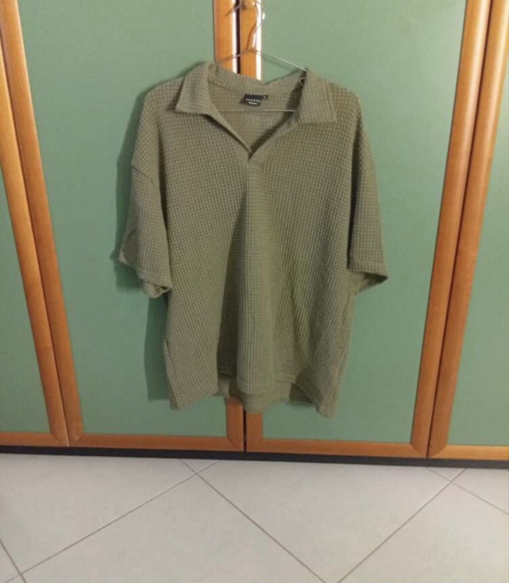 T-shirts: Tshirt summer – Neuf avec emballage d'origine à Pieterlen par sam_58jm