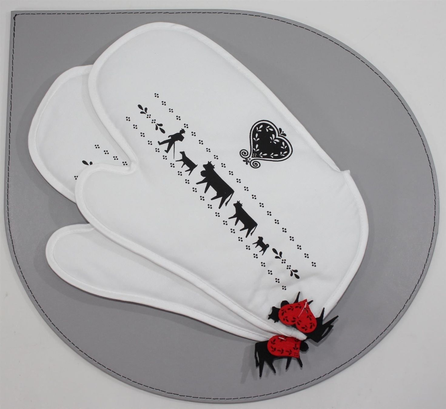 Elettrodomestici da cucina: STEINLIN Topfhandschuh Alpaufzug 2er-Set – Nuovo e nell'imballaggio originale da Kägiswil venduto da pebart 1
