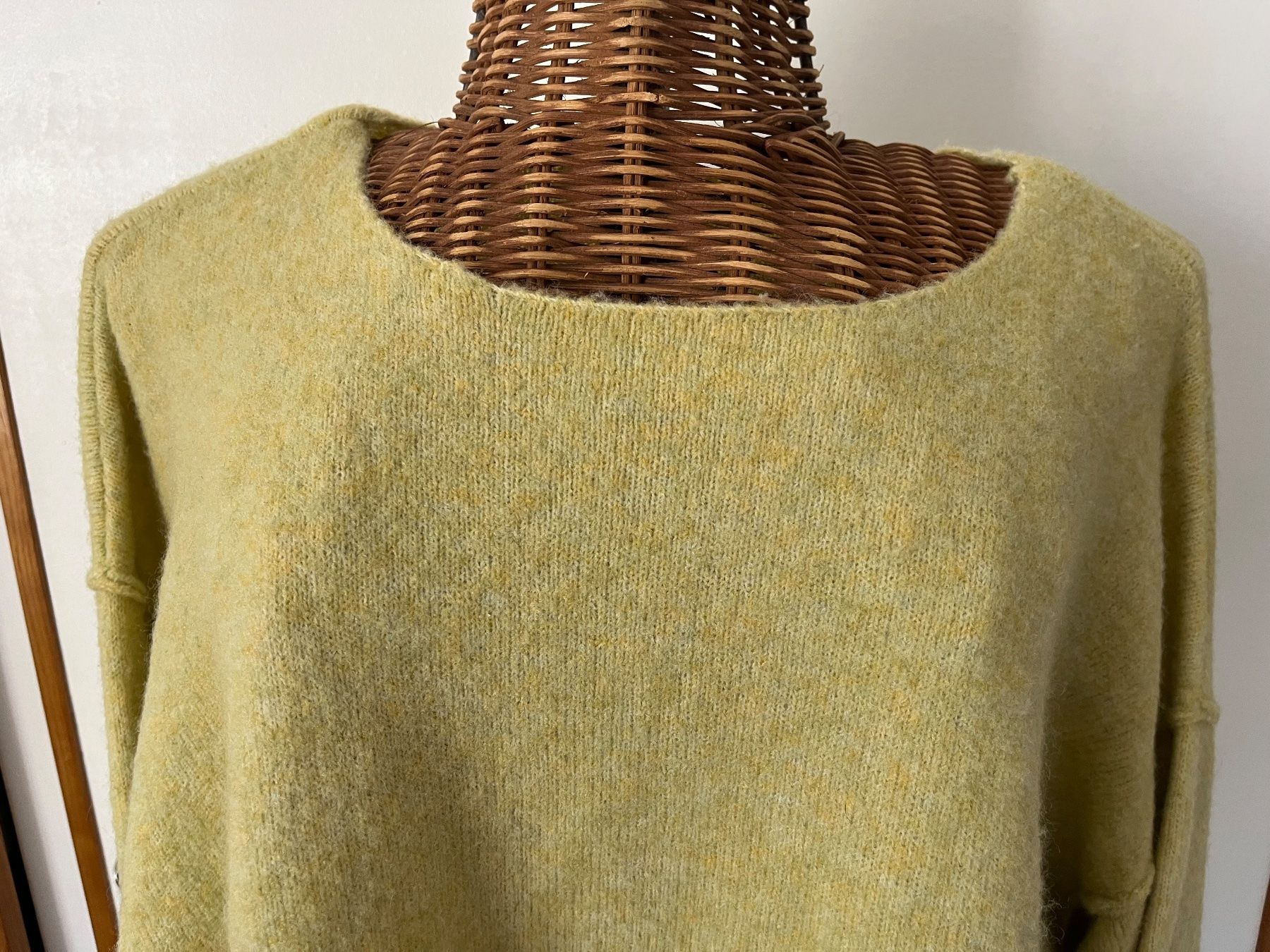 Maglioni & Felpe: Pullover Parfois Gr. M-L gelb meliert – Usato da Utzenstorf venduto da Ismaele 1