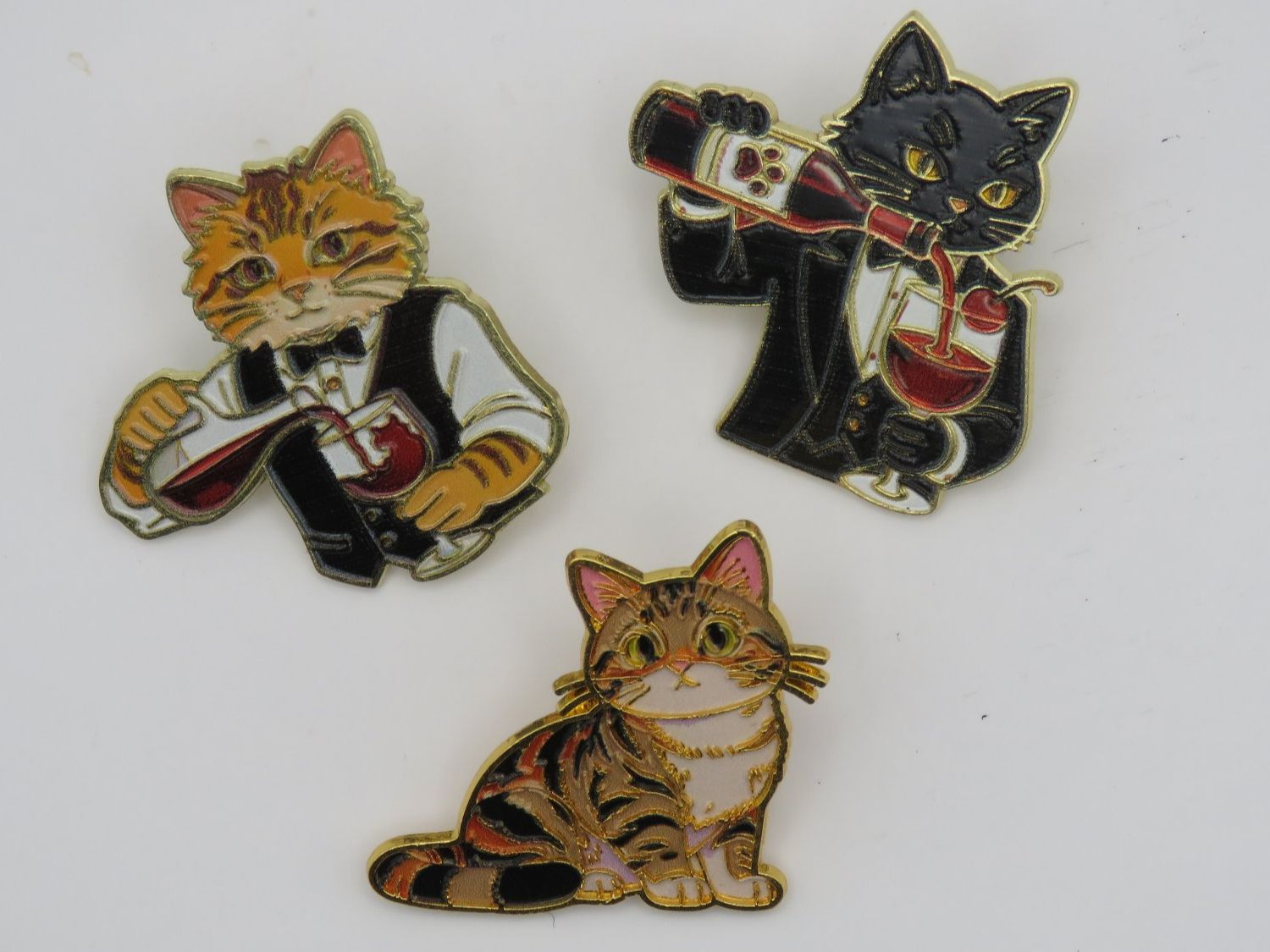 Broschen & Nadeln: 3er Set KATZEN PINS - der Hingucker - das Ideale Geschenk – Neu und originalverpackt aus Grenchen von Yamahwildstar16