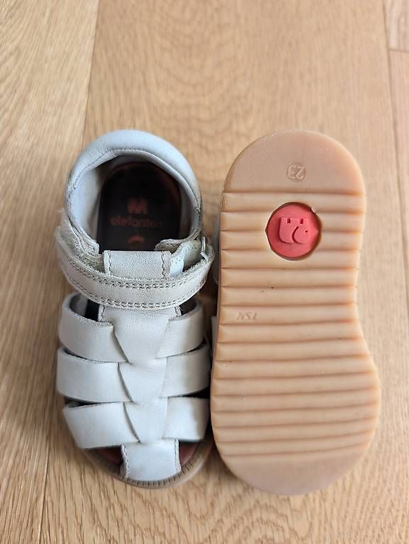Chaussures garçon: Elefanten Kindersandalen Grösse 23 hell – D'occasion à Oberentfelden par ugiii76