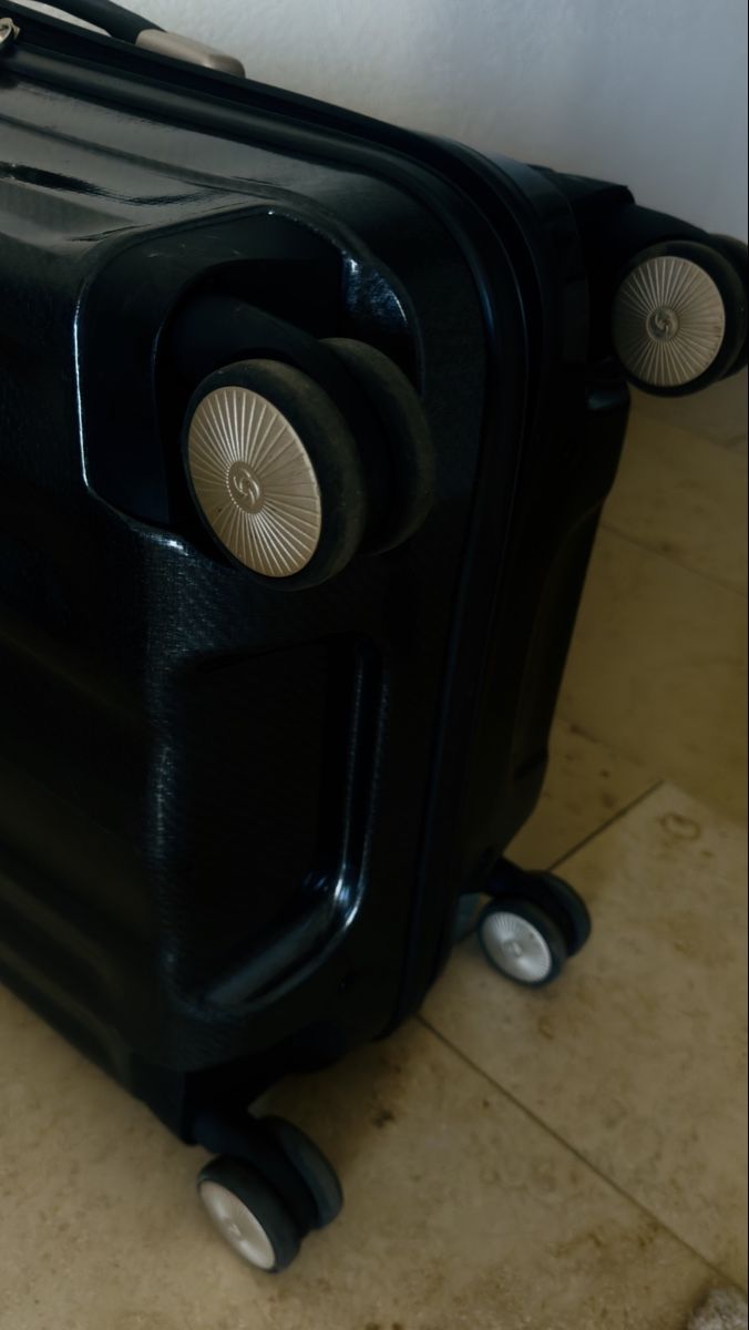 Samsonite Valigie: Samsonite Lite Cube – Usato da Zürich venduto da Aqua2 4